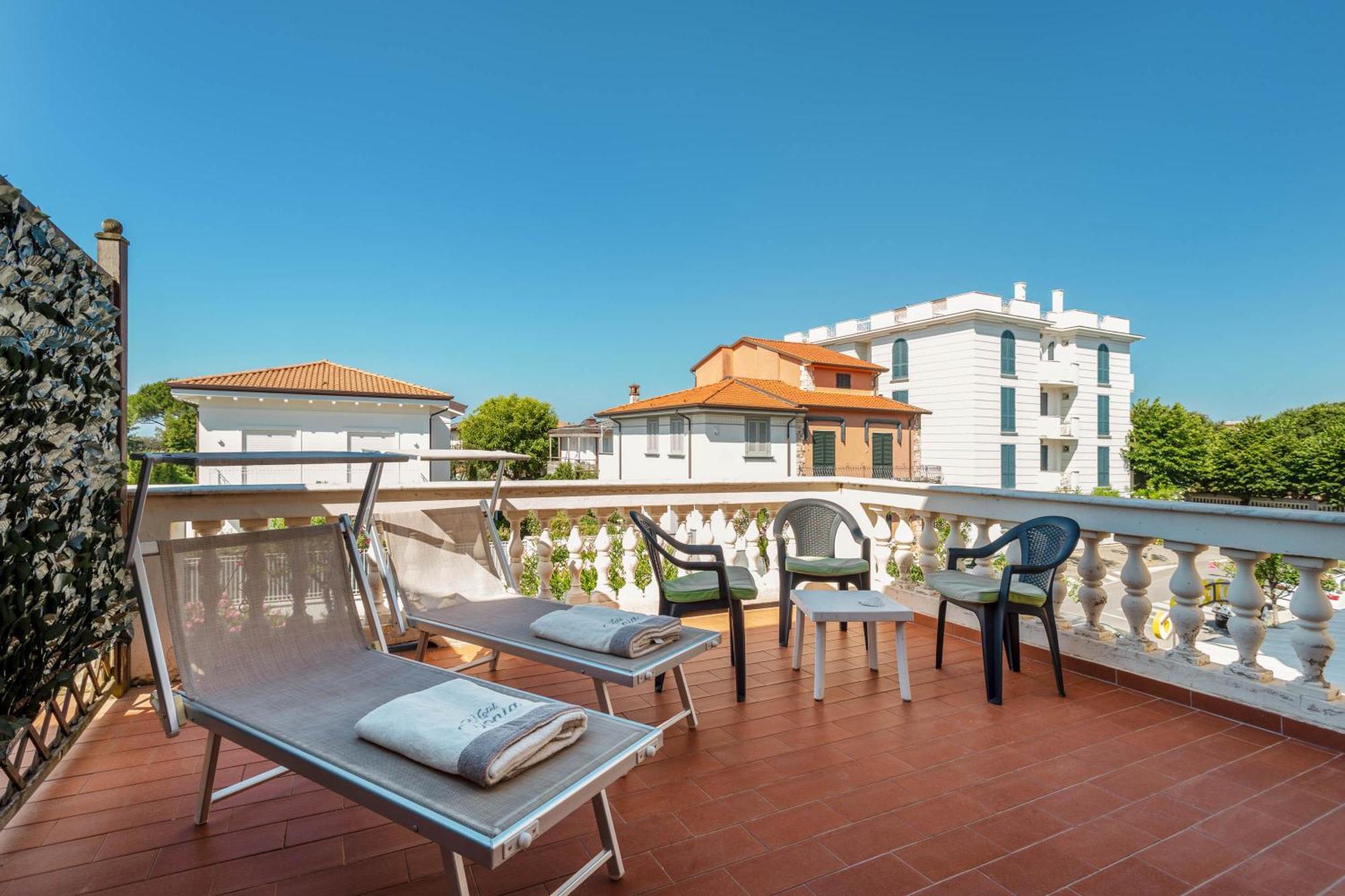 Hotel Sonia Forte dei Marmi Exterior photo