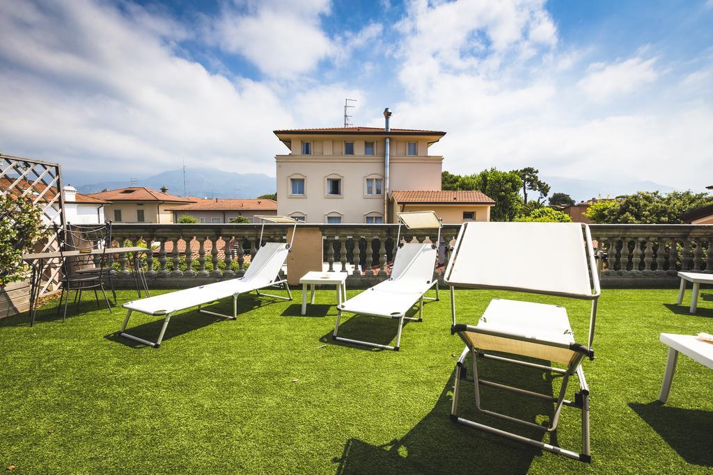 Hotel Sonia Forte dei Marmi Exterior photo
