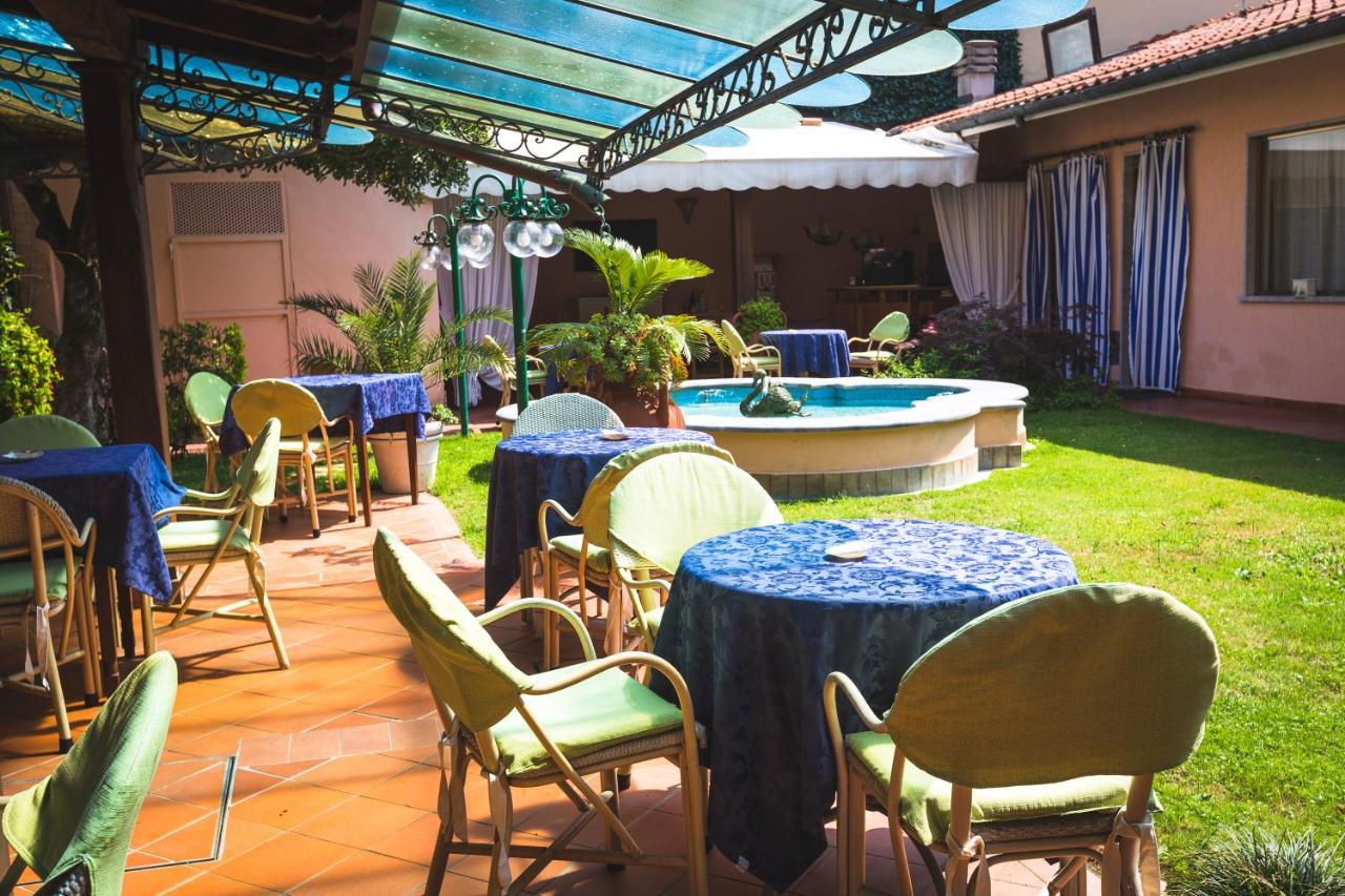 Hotel Sonia Forte dei Marmi Exterior photo
